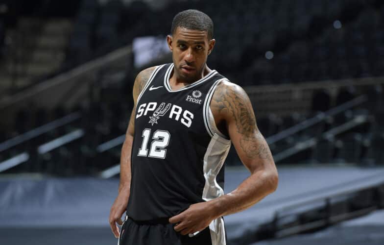 LaMarcus Aldridge signs with postseason-contender!