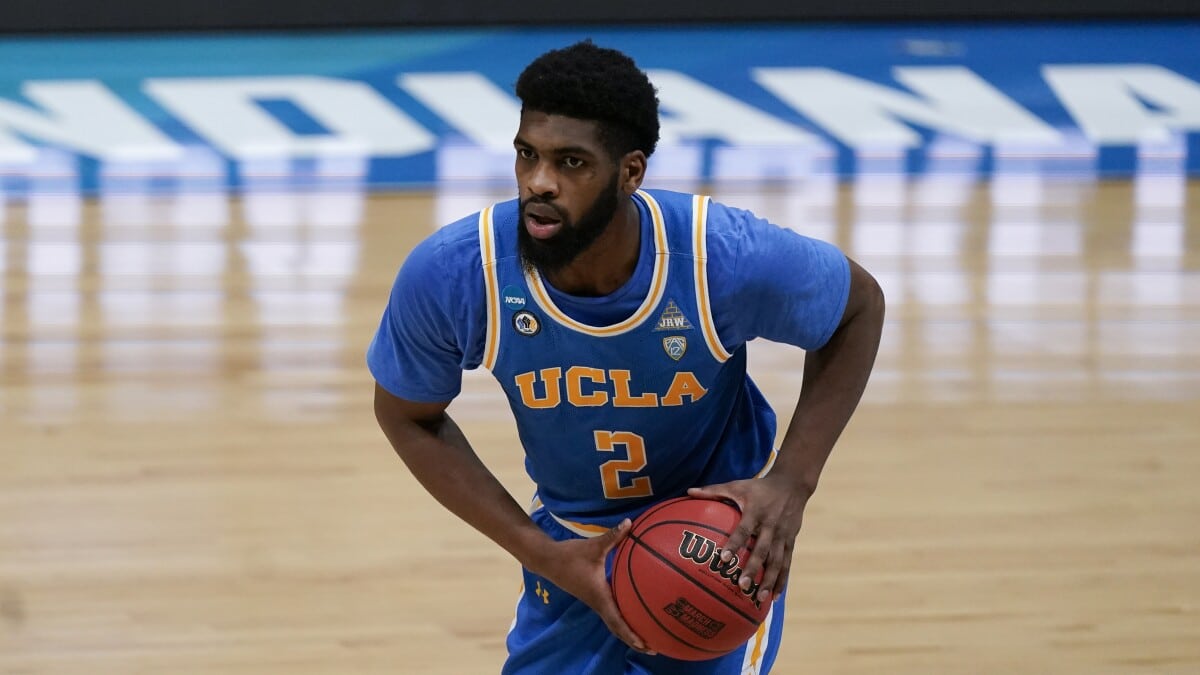 UCLA Cody Riley out with a knee sprain!