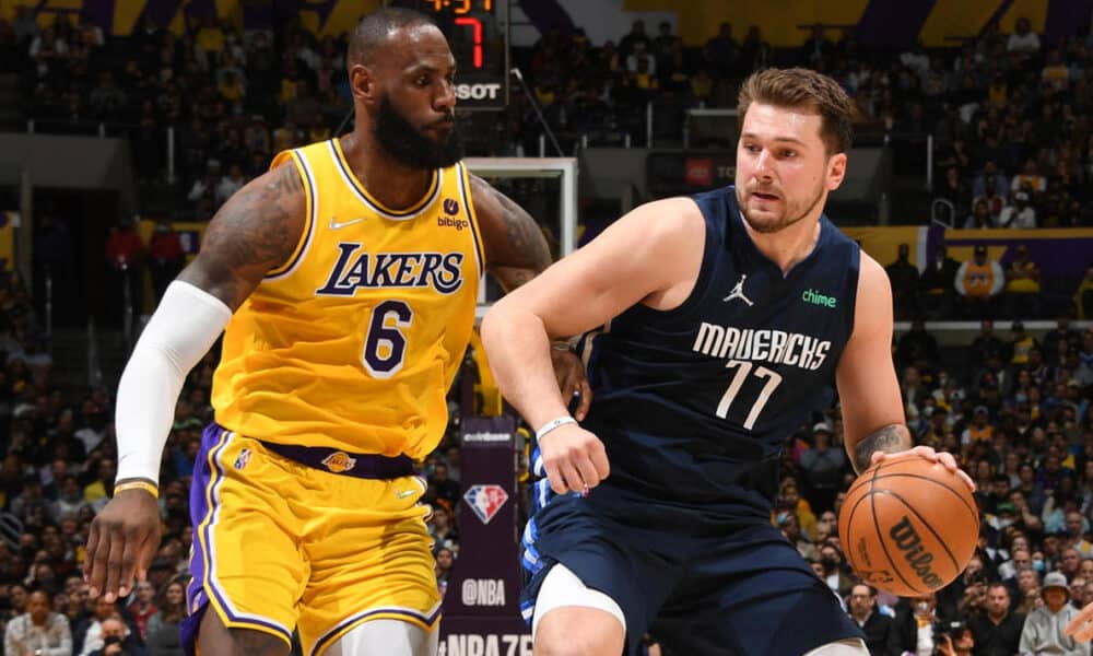 Lakers-Mavericks facing off on Christmas Day