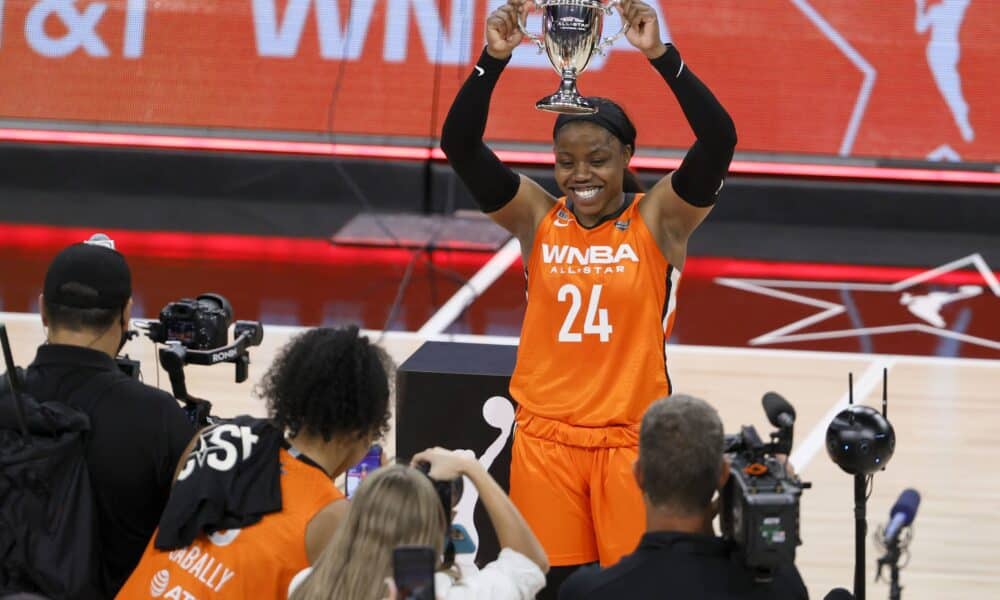 Arike Ogunbowale to miss extended time after surgery operation