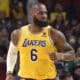 LeBron signs massive contract extension with the Lakers