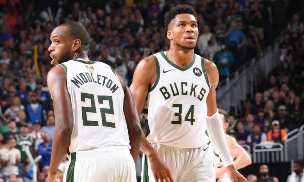 Giannis Antetokounmpo and Khris Middleton a GO for Monday