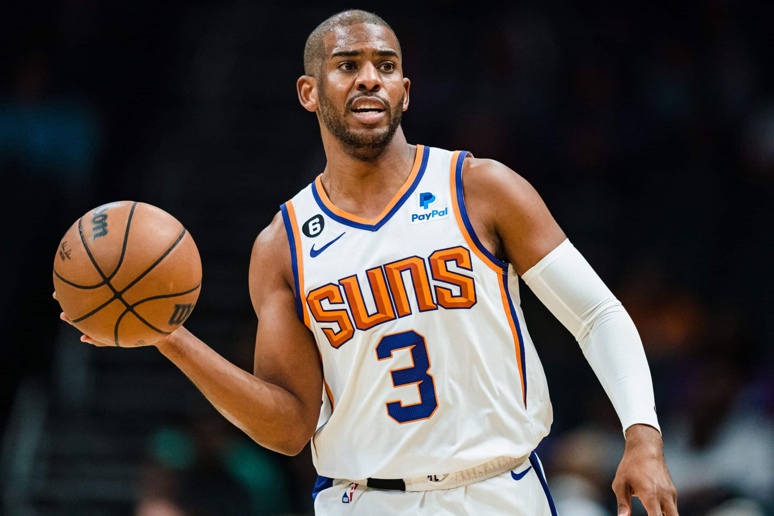 Lakers Have Interest In Chris Paul