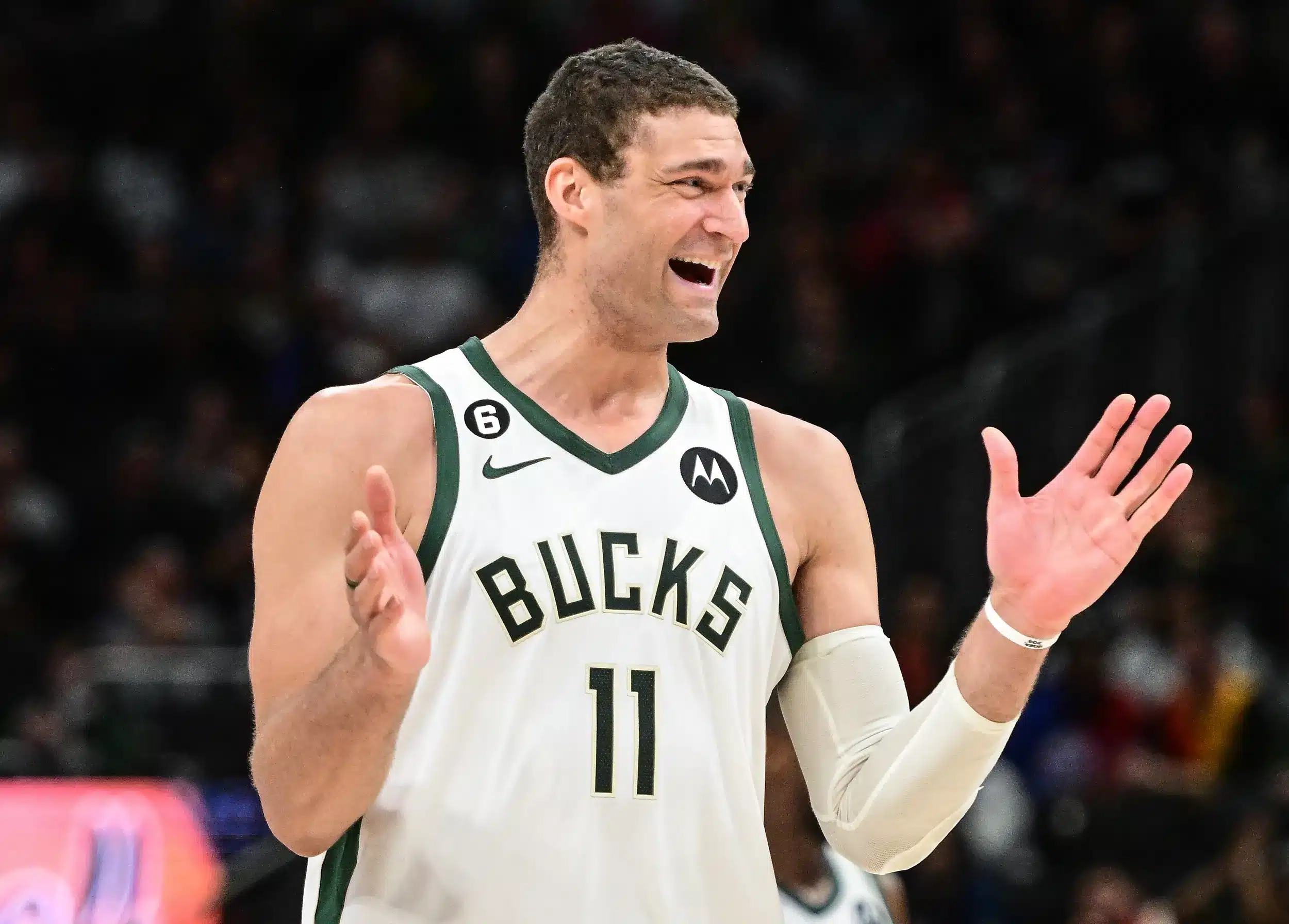 Brook Lopez, Bucks Agree To Extension