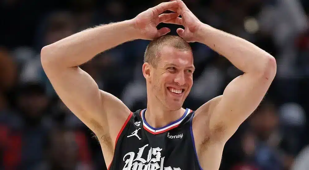 Mason Plumlee Agrees To Extension With Clippers