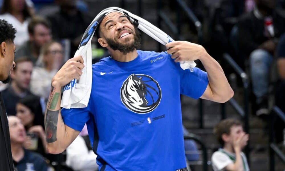 Kings Sign JaVale McGee