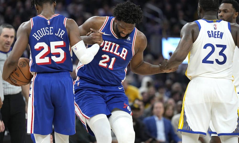 Joel Embiid Suffers Scary Knee Injury