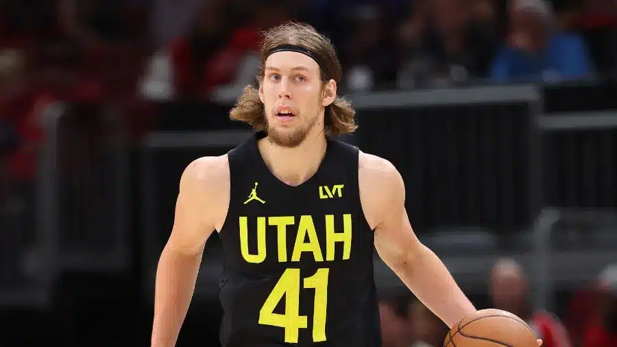 Kelly Olynyk Signs Extension With Raptors