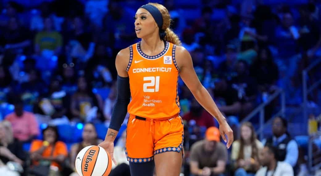 DiJonai Carrington Wins WNBA Most Improved Player Award