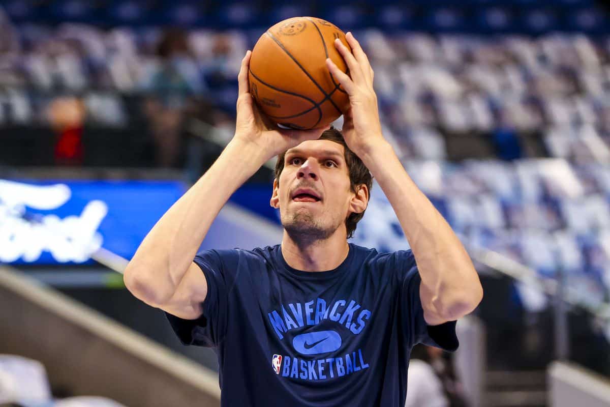 Boban Marjanovic Signs With Europe's Fenerbahce