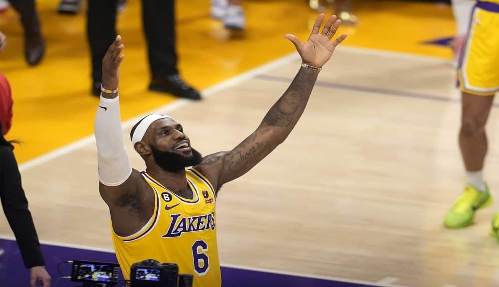 LeBron James Intends To Play All 82 Games This Season