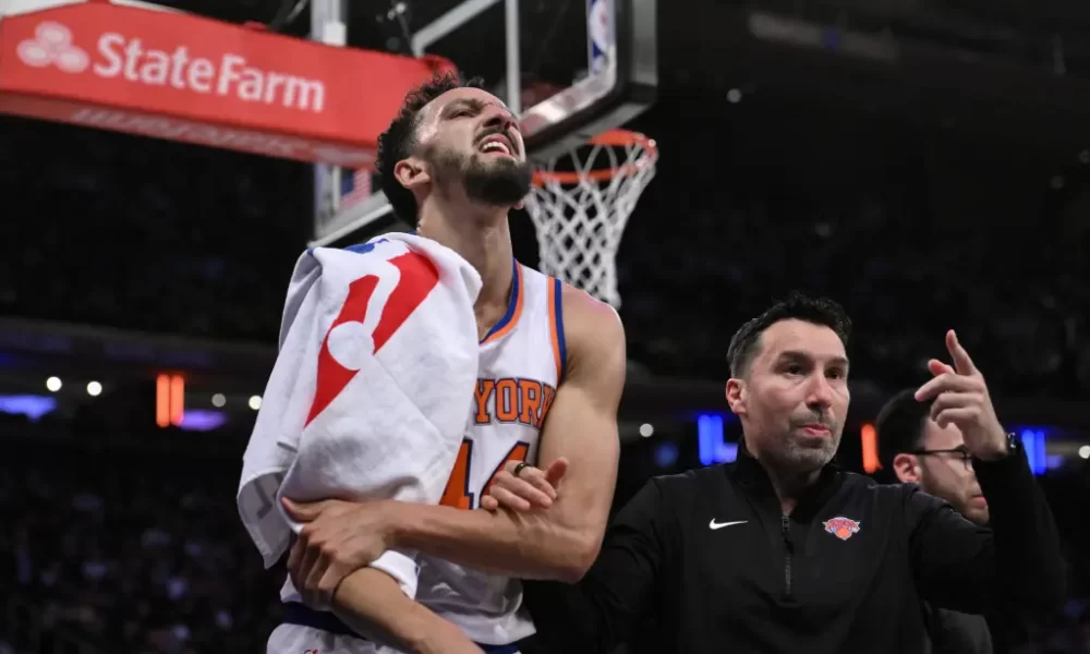 Landry Shamet Suffers Dislocated Right Shoulder Injury