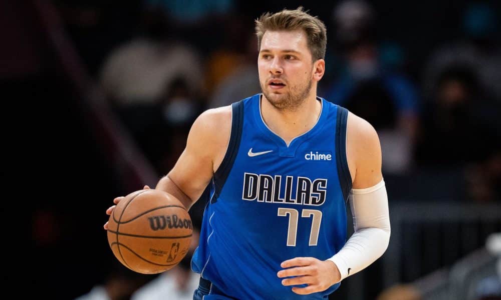 Luka Doncic Suffers Wrist Injury; Expected Out A Week