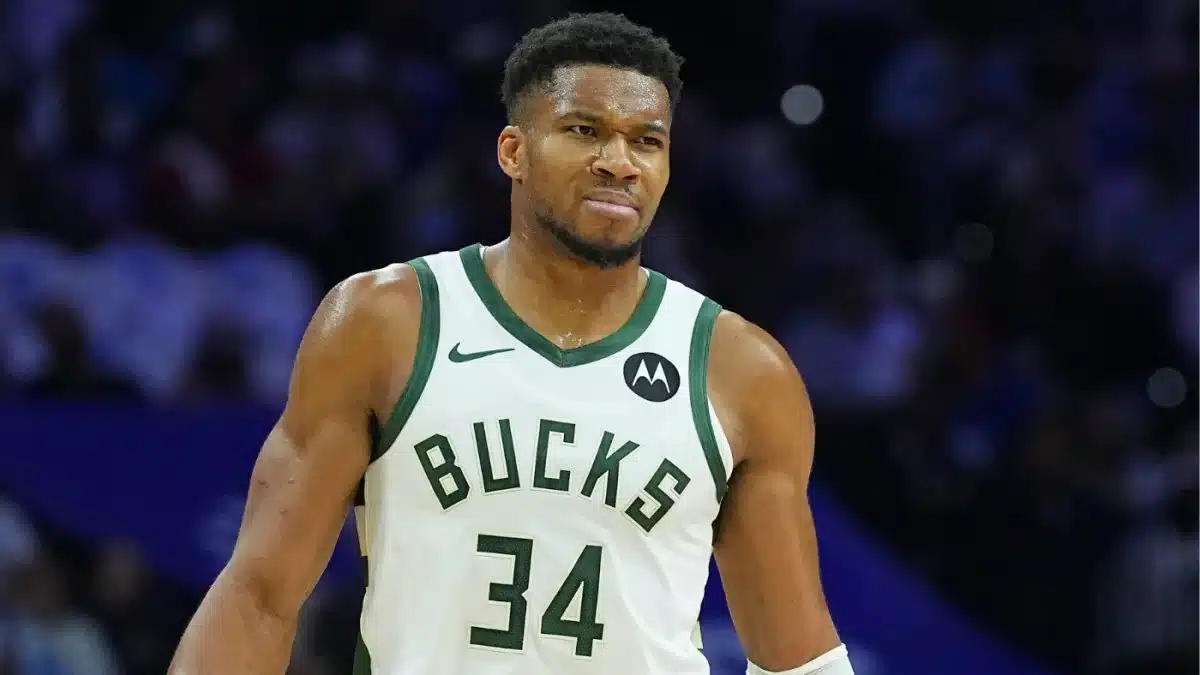 Bucks Not Interested In Trading Giannis Antetokounmpo