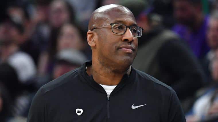 Kings Fire Head Coach Mike Brown