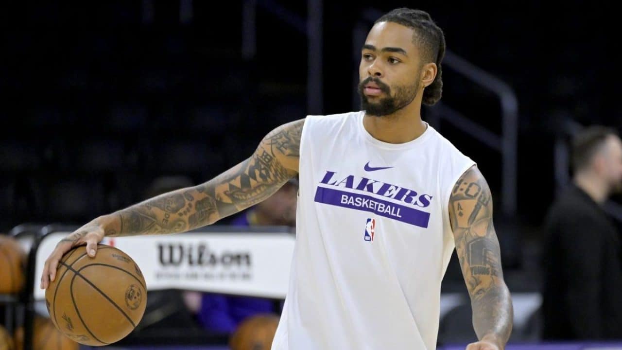 Lakers Trade D'Angelo Russell For Dorian Finney-Smith